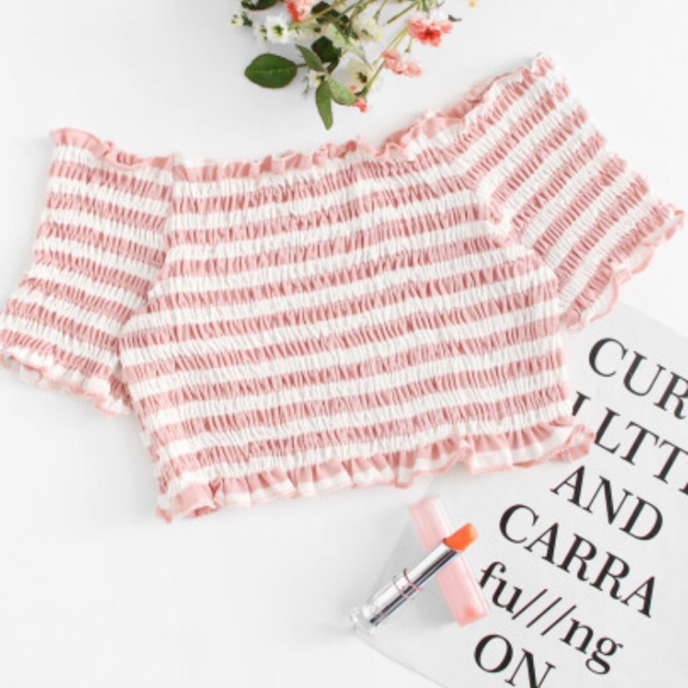 Striped Ruffled Crop Top 🌸